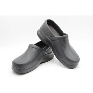 Klogs Womens Bistro Clogs Black Rubber Slip Resistant Shoes Slip On Size 8